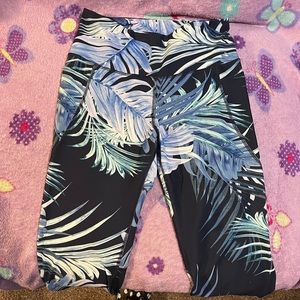Large old navy athletic leggings